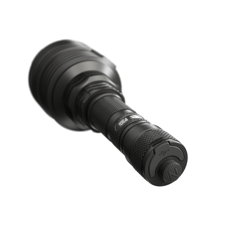 Svítilna NITECORE P30i