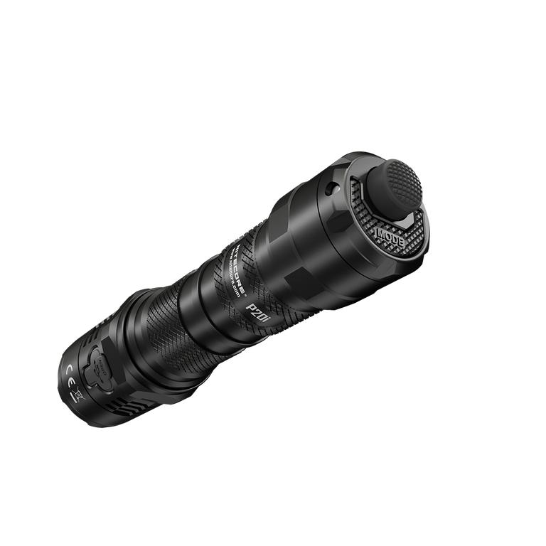 Taktická svítilna NITECORE P20i